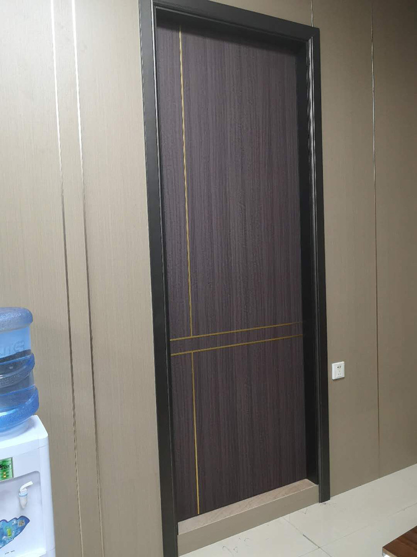 區(qū)分免漆生態(tài)門質(zhì)量好不好，兩招就搞定!